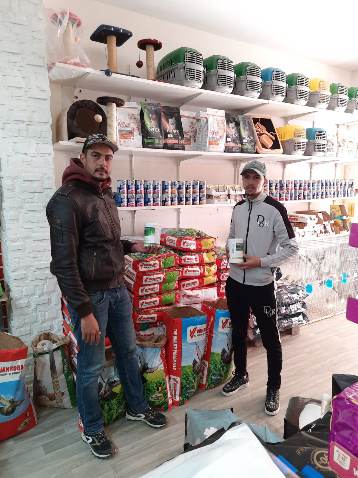 AMINE AS SHOP